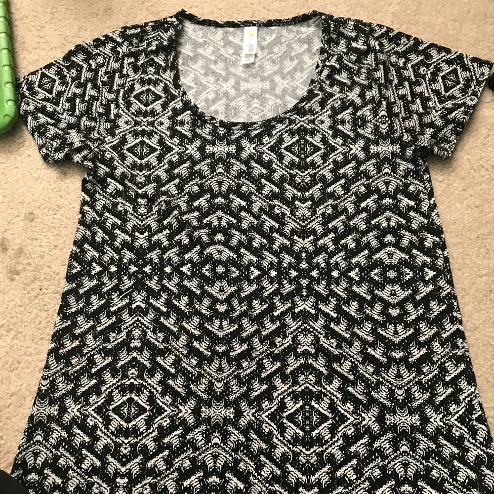 EUC Lularoe XXS classic t